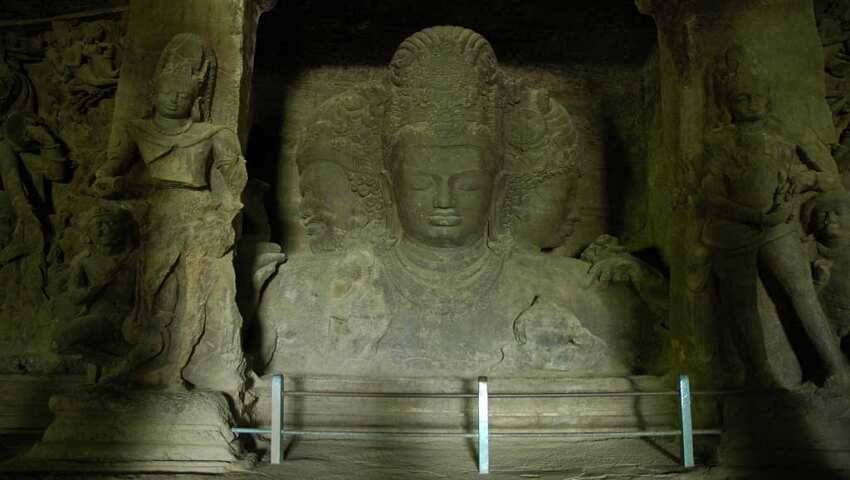 एलिफेन्टा की गुफाएं