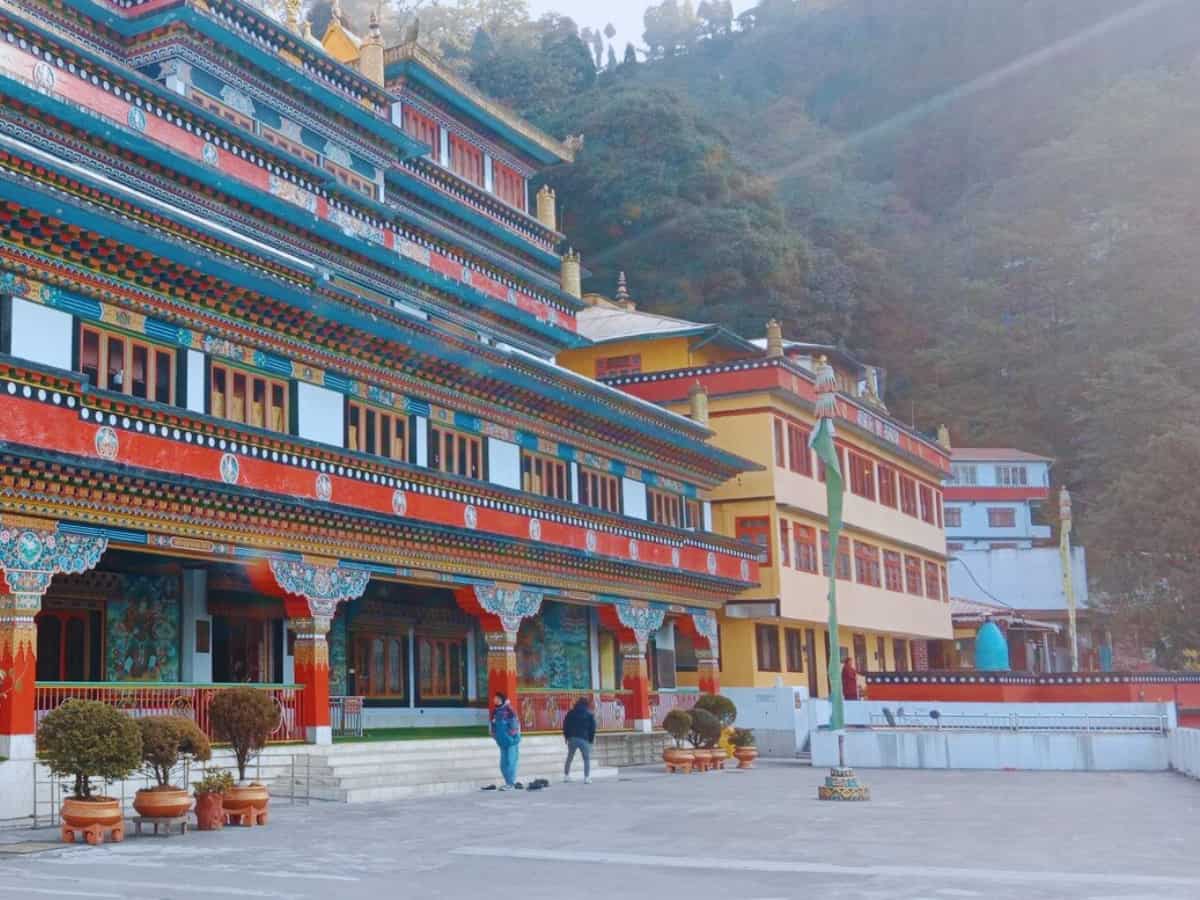 डाली मोनेस्ट्री डाली मोनेस्ट्री