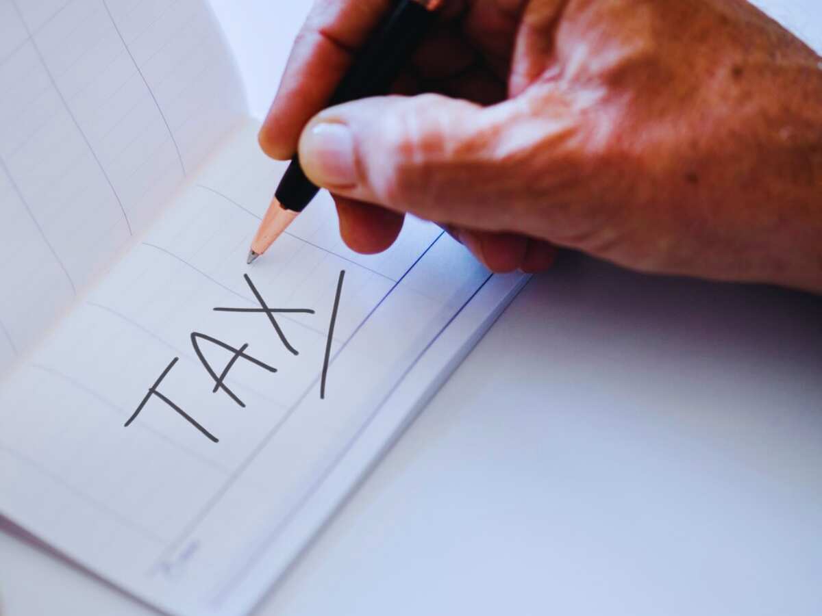 1. Long-term goals के लिए investment करें 1. Long-term goals के लिए investment करें