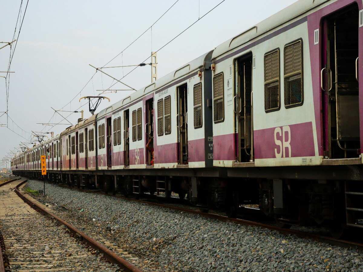 कब शुरू होती है तत्काल बुकिंग कब शुरू होती है तत्काल बुकिंग