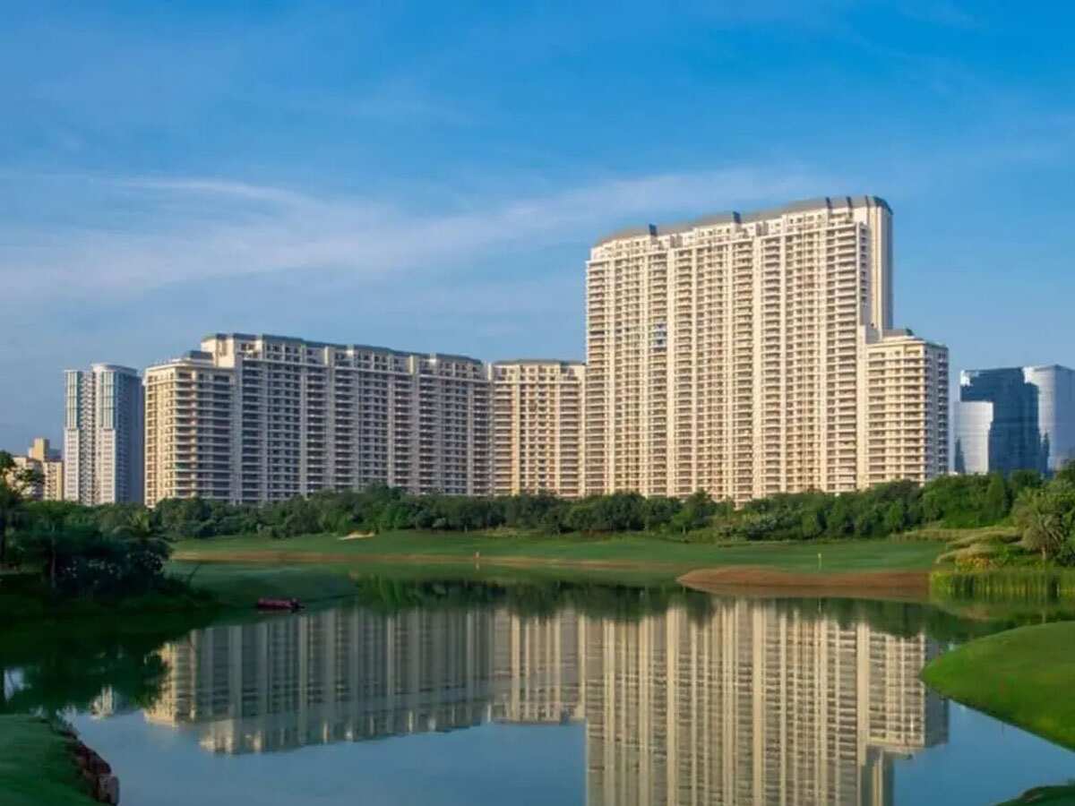 देश की सबसे लग्जरी सोसाइटी देश की सबसे लग्जरी सोसाइटी