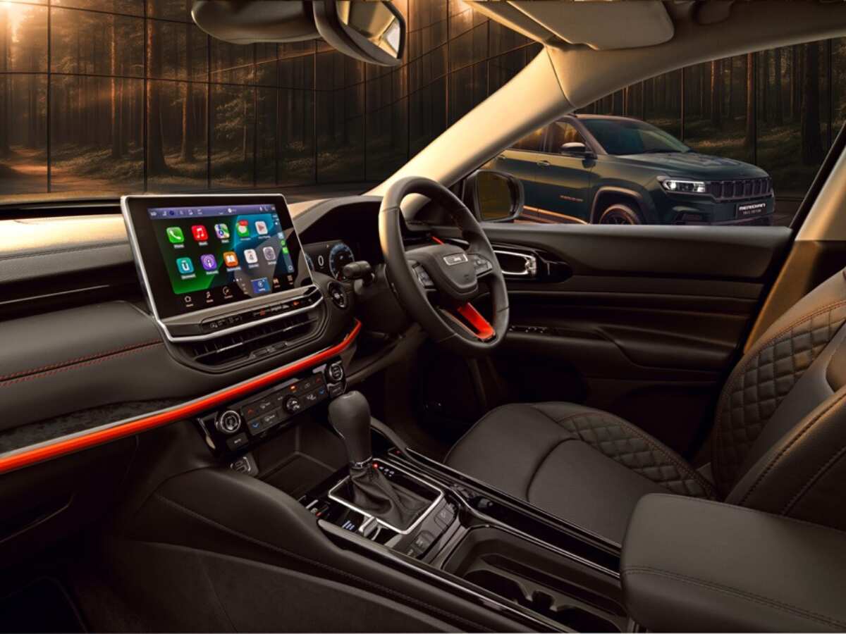 Jeep Meridian Trail Edition इंटीरियर Jeep Meridian Trail Edition इंटीरियर