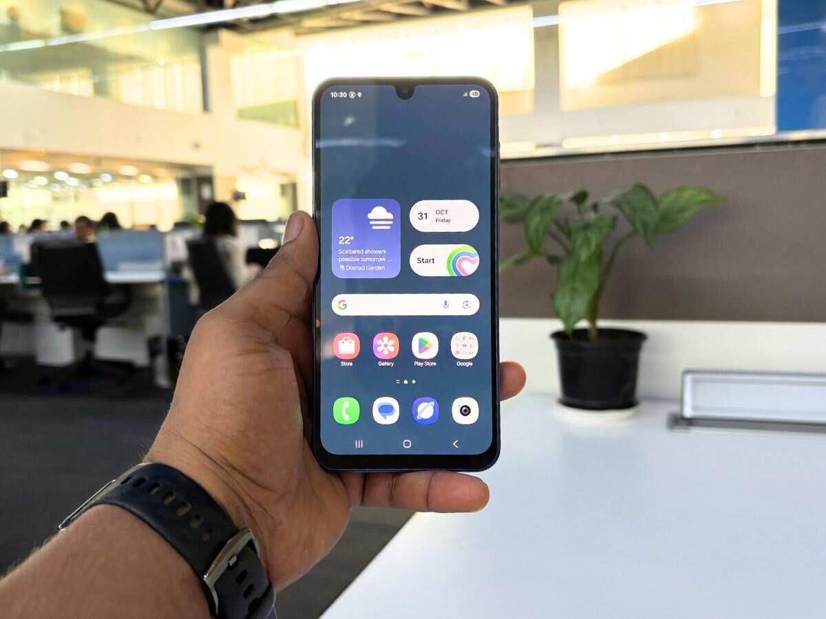 samsung galaxy a17 5g review india price camera battery performance awesome or not