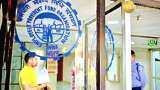 EPFO अकाउंट को Aadhaar नंबर से ऐसे करें लिंक, कभी नहीं अटकेंगे आपके काम EPFO Provident fund account Aadhaar Linking- How to link Aadhaar with EPF account online