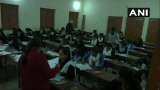 CBSE 2021 Class 10,12 पेपर की तारीख आने से पहले आई यह खबर, जानिए यहां CBSE 2021 Class 10, 12 exams date sheet, revised syllabus: Latest updates students need to know