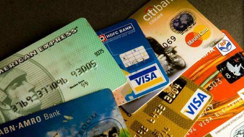 Credit-Debit कार्ड वालों के लिए बड़ी खबर, 30 सितंबर से बदलने वाले हैं RBI  के ये नियम | Zee Business Hindi