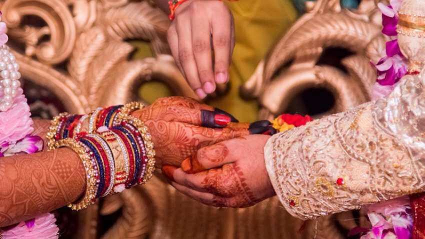 शादी-ब्‍याह की मिलेगी ऑनलाइन इजाजत, स्‍कूल खोलने का भी समय टला | Zee Business Hindi