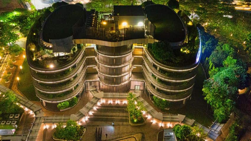 2047 में कैसे होंगे आपके घर? मकान खुद बनाएगा अपनी बिजली, इन 5 बड़े बदलाव के लिए हो जाएं तैयार