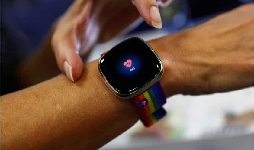 India Wearables Market Touches Mn Units In Q Idc Zee Business