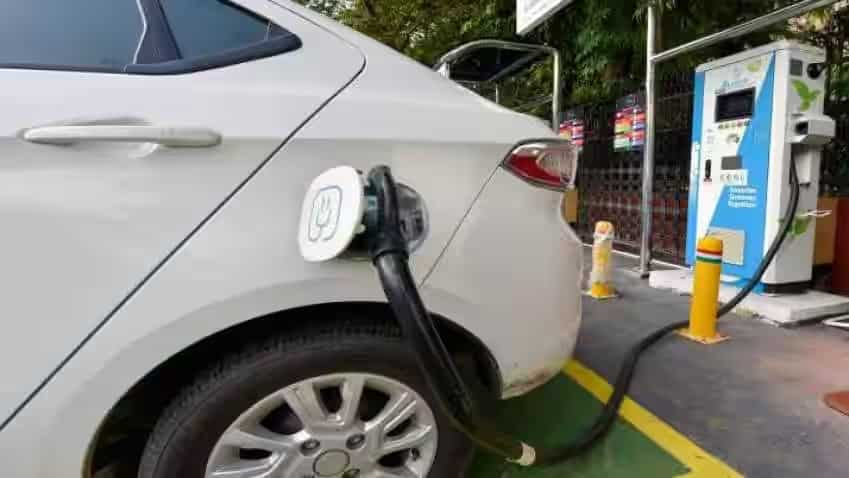 UP EV Subsidy Portal Launched Get Rs 5 000 Incentive Per Electric Two