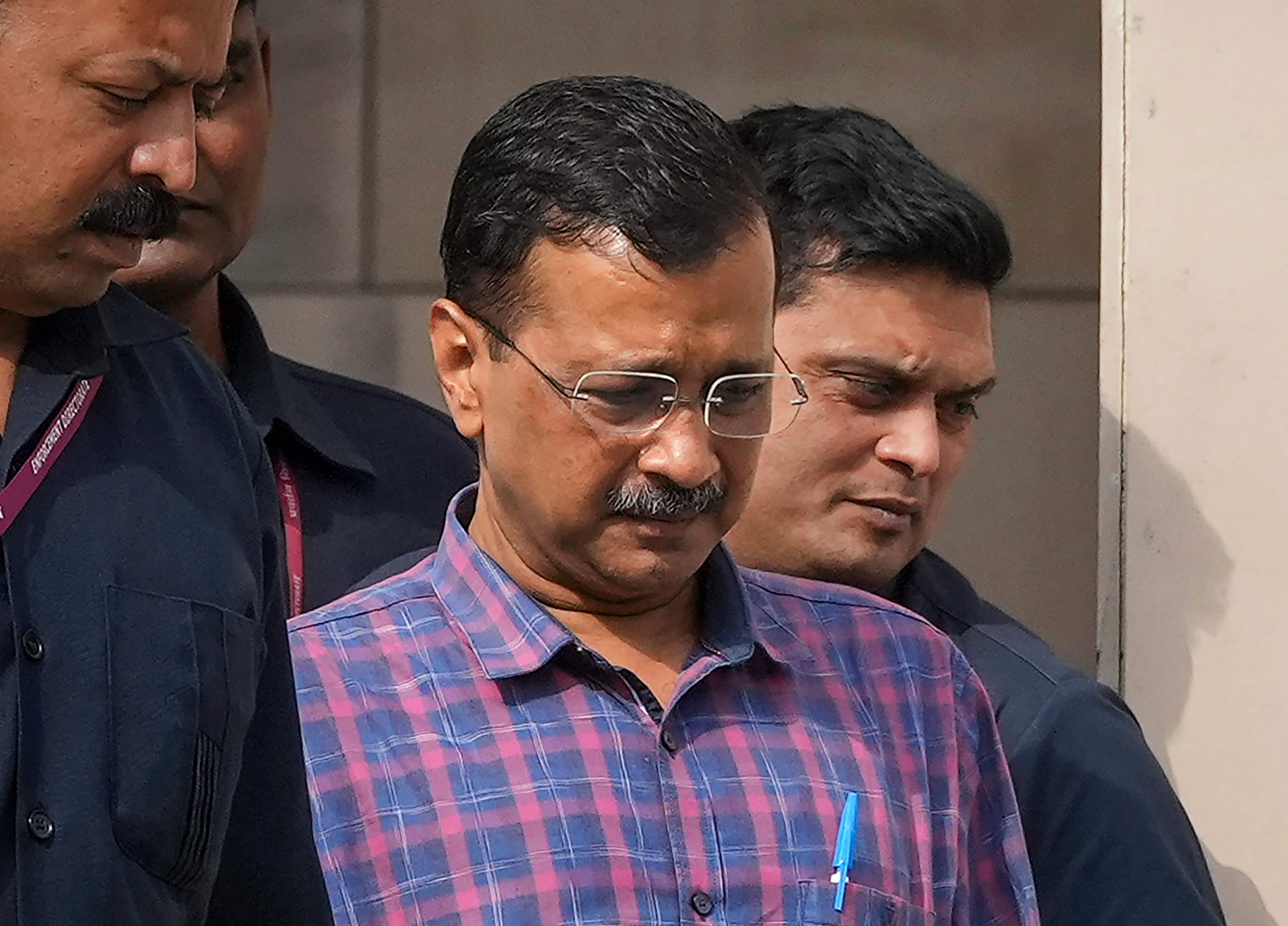 Delhi Cm Arvind Kejriwal Walks Out Of Tihar Jail After Sc Grants