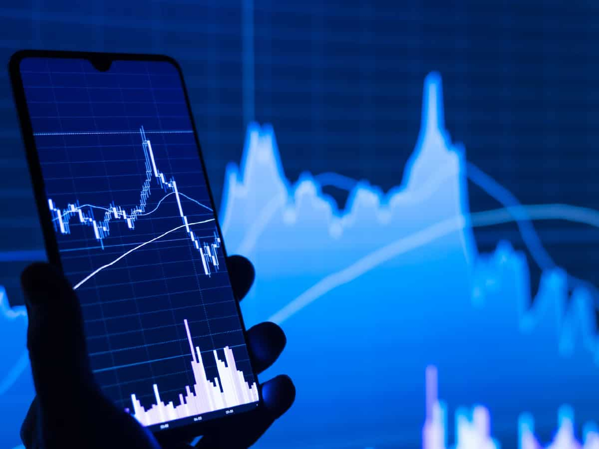 Share Market HIGHLIGHTS Sensex Ends 27 Pts Lower Nifty Settles At