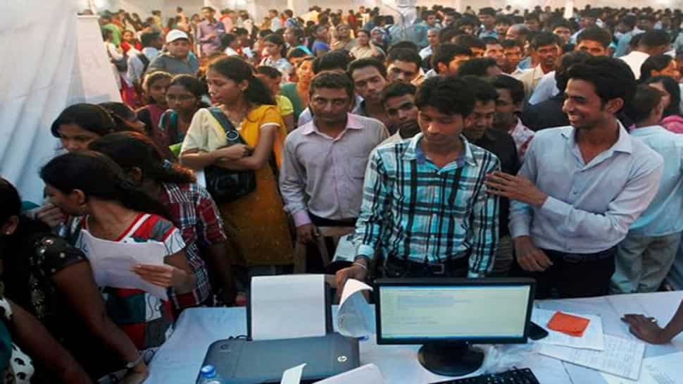 नोएडा में आ रहीं 4000 नौकरियां, ये कंपनी बना रही इंडस्‍ट्रीयल पार्क