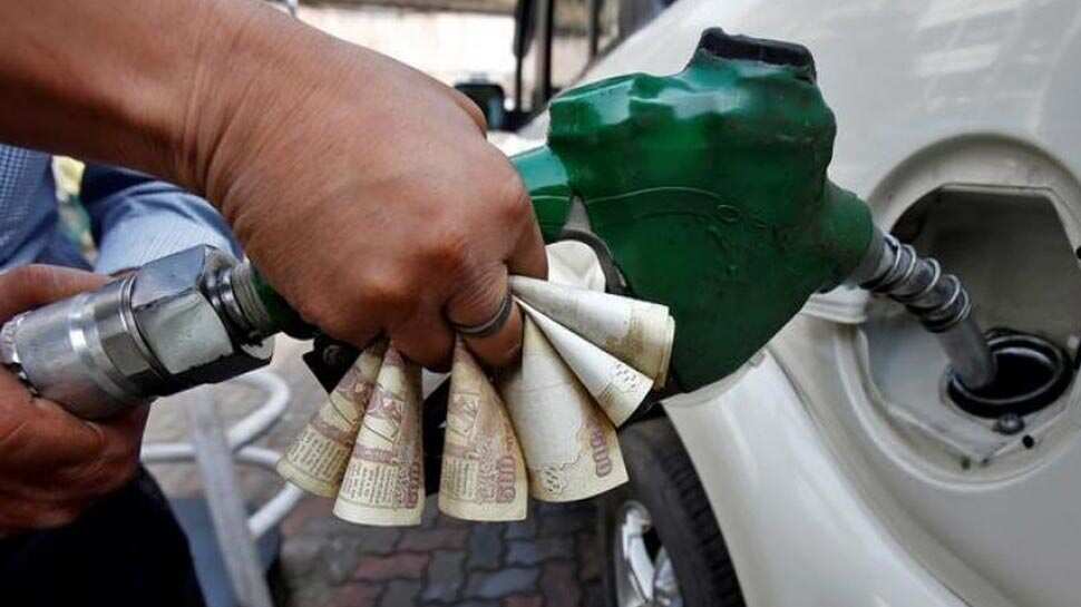   रोज रिकॉर्ड बनाती पेट्रोल- डीजल की कीमतों के बीच, अमित शाह ने पेट्रोलियम मंत्री से मुलाकात की 