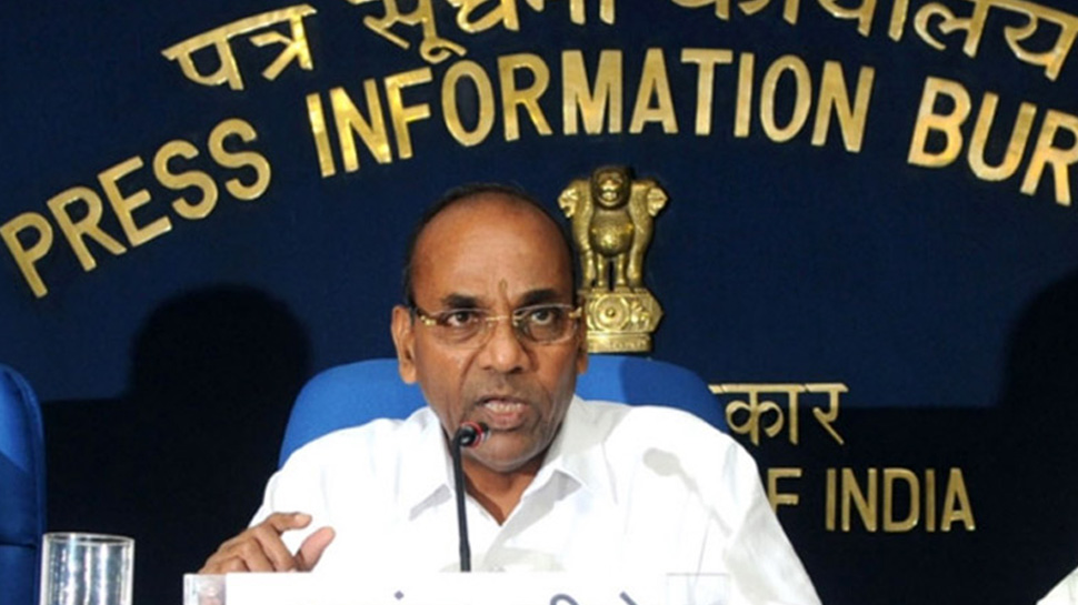 वाहन कंपनियों को नुकसान पहुंचा कर इलेक्ट्रिक वाहनों को बढ़ावा नहीं दिया जाएगा : अनंत गीते