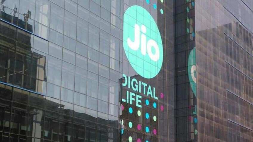 JIO वालों के लिए खुशखबरी, सबसे पहले मिल सकती है 5जी सेवा