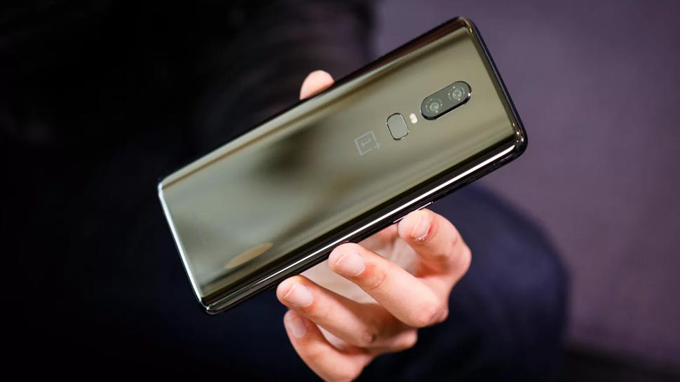 लॉन्च से पहले मिल सकता है Oneplus 6T, कंपनी खुद 'गिफ्ट' करेगी ये फोन