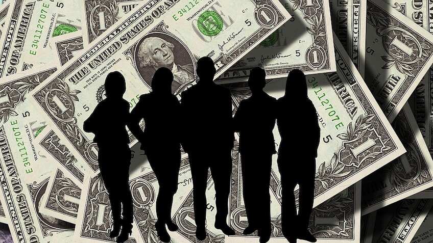 अमेरिका में लोगों का कितना है क्रेडिट स्कोर, जानकर चौंक जाएंगे आप?