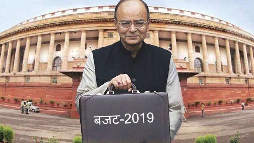बजट 2019: रीयल्टी सेक्टर की रुकी परियोजनाओं के लिए 2000 करोड़ रुपये का कोष बनाए सरकार