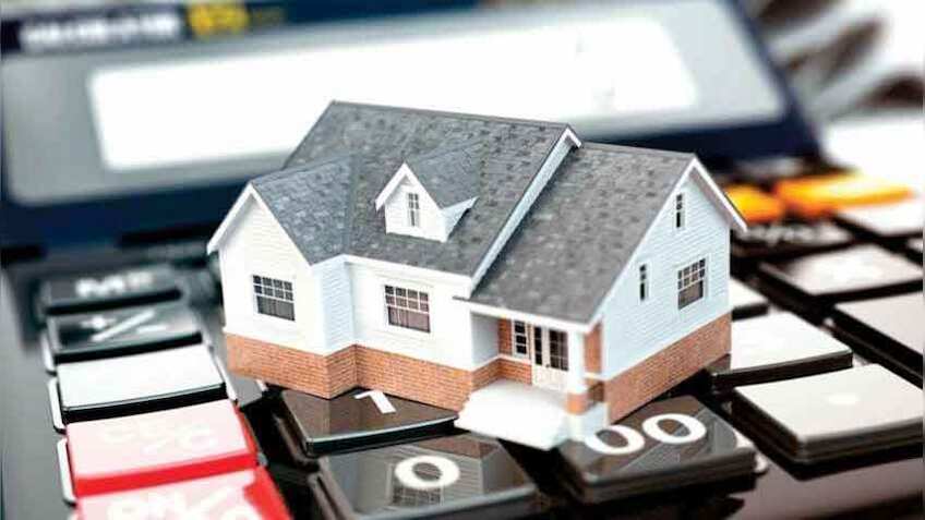 SBI का होम लोन हुआ सस्ता, 30 लाख रुपये तक के लोन पर इतना घटाया ब्याज