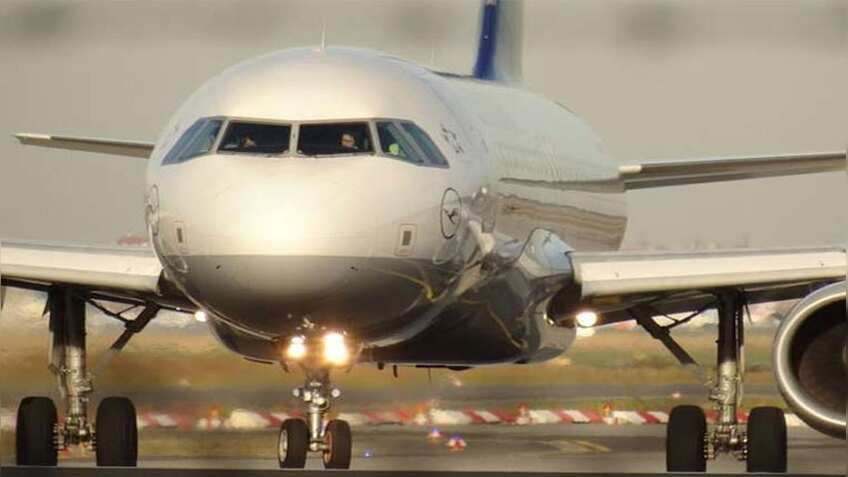 INDIGO ने आज 130 फ्लाइट कैंसिल की, देखें इसमें कहीं आपकी उड़ान तो नहीं