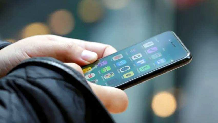 ये दो कंपनियां भारतीय स्मार्टफोन बाजार के 50 फीसदी हिस्से पर रखती हैं दबदबा