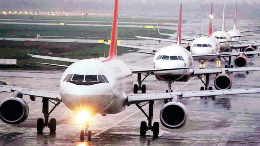 मोदी सरकार की 'उड़ान' योजना का असर, हवाई यात्रा करने वालों की संख्या बढ़ी