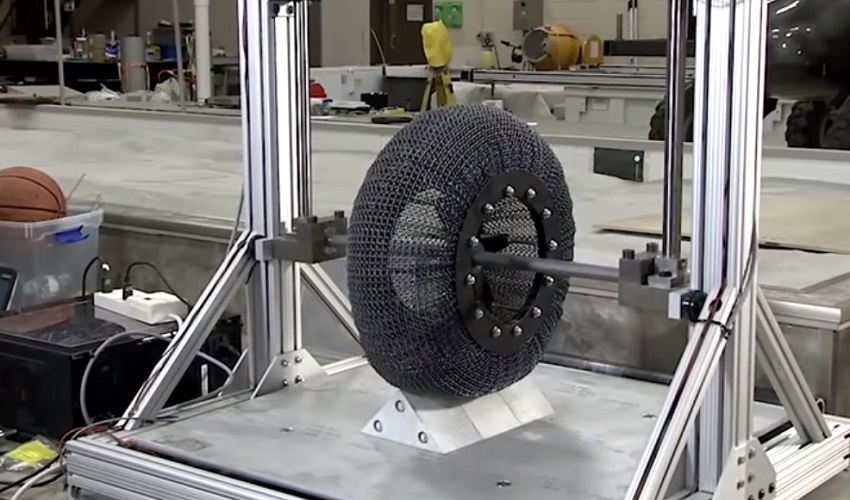 NASA के वैज्ञानिकों ने खोजा Superlastic टायर, अब आपकी बाइक-कार को देगा रफ्तार