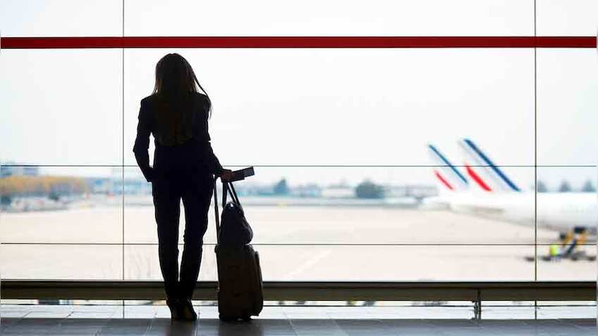 ट्रैवल इंश्योरेंस करा लेने में है समझदारी, कोई इमरजेंसी आने पर मिलेंगे कई फायदे