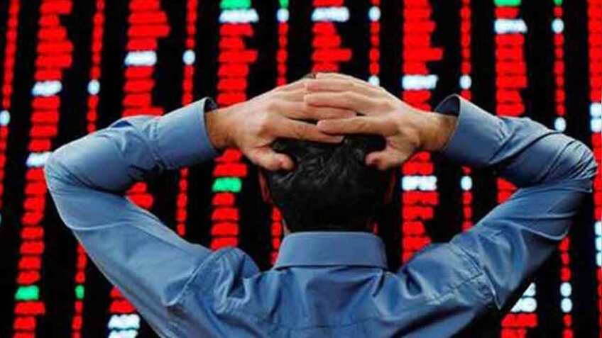 दलाल स्ट्रीट हुई लाल: लगातार 9वें दिन टूटा बाजार, सेंसेक्स में 372 अंकों की गिरावट