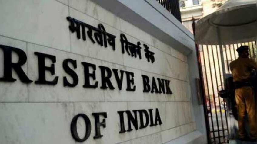 RBI दे सकता है 24 घंटे NEFT करने की बड़ी सहूलियत, परीक्षण का प्रस्‍ताव किया