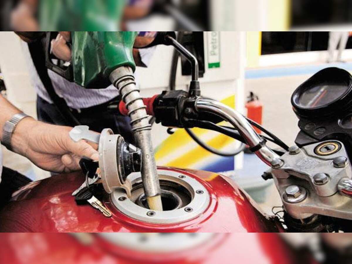 इन टैक्‍सी ड्राइवरों को सस्‍ते मिलेंगे पेट्रोल-CNG, इंडियन ऑयल की पेशकश