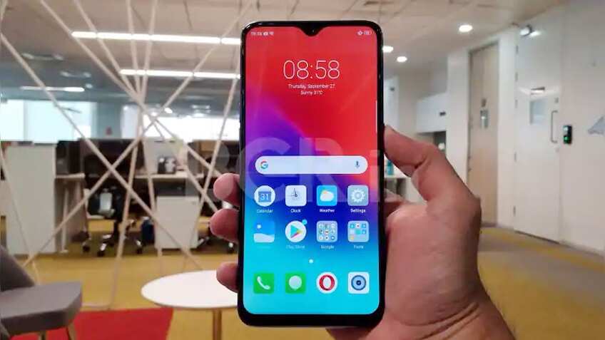 ये स्मार्टफोन करते हैं यूज तो जरूर पढ़ें ये खबर, सॉफ्टवेयर हो जाएगा अपडेट, मिलेंगे नए फीचर्स