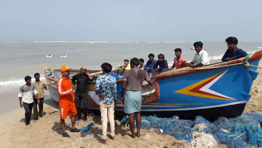 मोबाइल कम्यूनिकेशन गाड़ियां