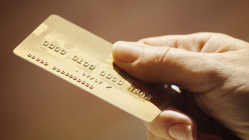 Credit Card लेने से पहले जानिए काम की ये 7 बातें, कभी नहीं खाएंगे धोखा