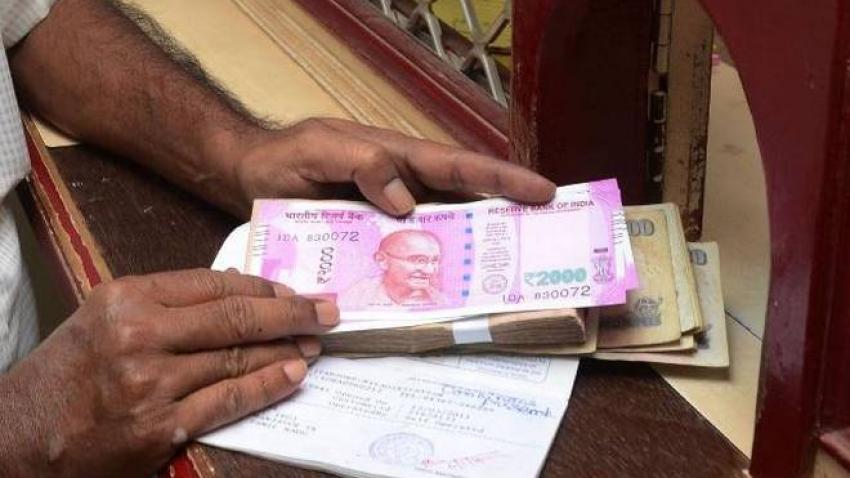 बैंक और पोस्ट ऑफिस में इस समय Fixed Deposits पर कितनी है ब्याज दर, जानिए FD के फायदे