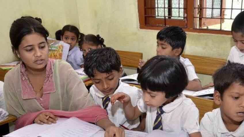 अगले 20 वर्षों में स्कूल जाने वाले बच्चों की संख्या में होगी 18.4% की कमी: आर्थिक सर्वेक्षण