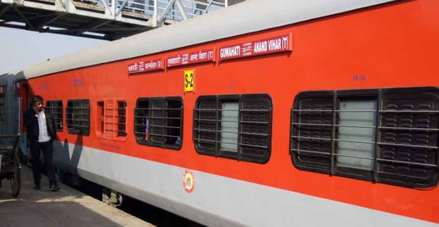N.F Railway में यातायात ब्लॉक के चलते कई रेलगाड़ियां रहेंगी प्रभावित, अपनी गाड़ी की स्थिति जांच लें