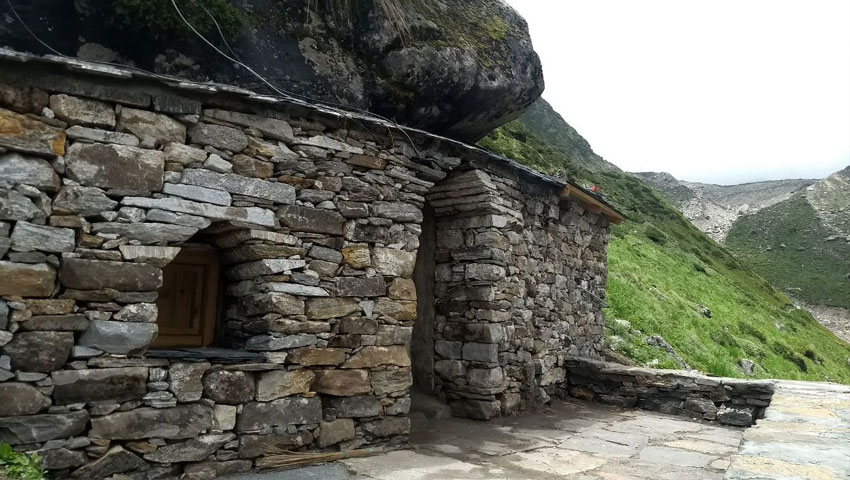 लगातार पॉपुलर हो रही है केदारनाथ गुफा, चल रही है एडवांस बुकिंग, बनाई जाएंगी नई गुफाएं