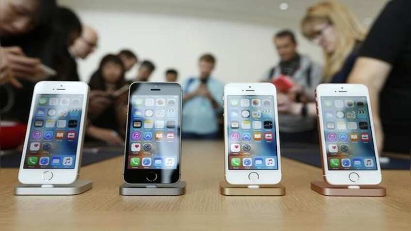 एंट्री लेवल के iPhone के स्टॉक भारत में हो रहे खत्म! ये चार हैंडसेट मिलने हो जाएंगे मुश्किल