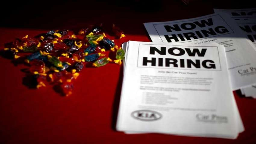 12वीं पास और इंजीनियरिंग डिग्री वालों के लिए यहां निकली है नौकरी, जानें आपके लिए क्या है क्राइटेरिया