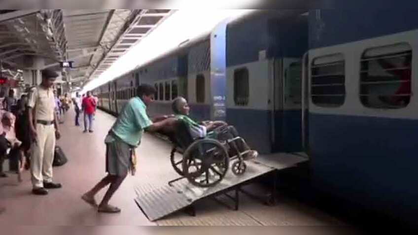 रेलवे ने शुरू की फोल्डेबल रैंप की नई सुविधा, यात्रियों को होगी सहूलियत 