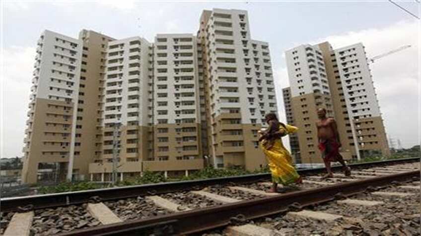 आम्रपाली ग्रुप पर सुप्रीम कोर्ट की तल्ख टिप्पणी, जानें फंड की हेराफेरी में और कौन सी कंपनी थी शामिल