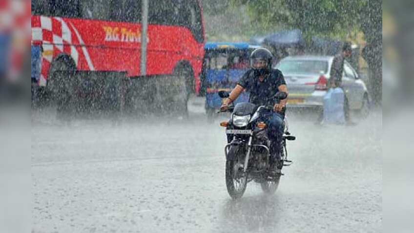मॉनसून अब इन इलाकों पर हुआ मेहरबान, IMD ने तेज बारिश का दिया अलर्ट