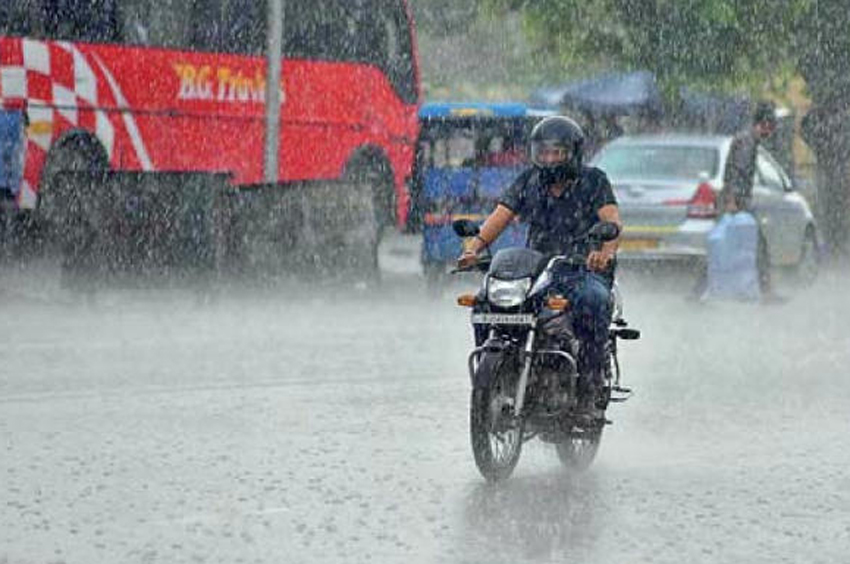 मॉनसून अब इन इलाकों पर हुआ मेहरबान, IMD ने तेज बारिश का दिया अलर्ट