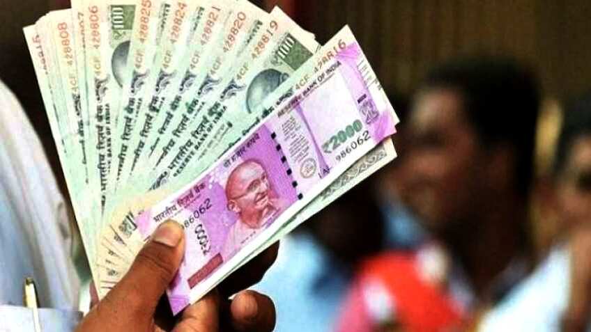 नौकरी छोड़ते ही न निकालें PF का पैसा, आपके अकाउंट पर मिलता है बड़ा फायदा
