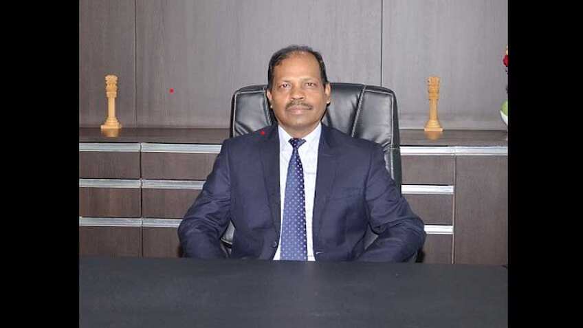 Exclusive Interview: हेल्थ प्रोडक्ट्स गाइडलाइंस जल्द होंगे जारी, IRDAI चेयरमैन सुभाष चंद्र खुंटिया ने दिया भरोसा