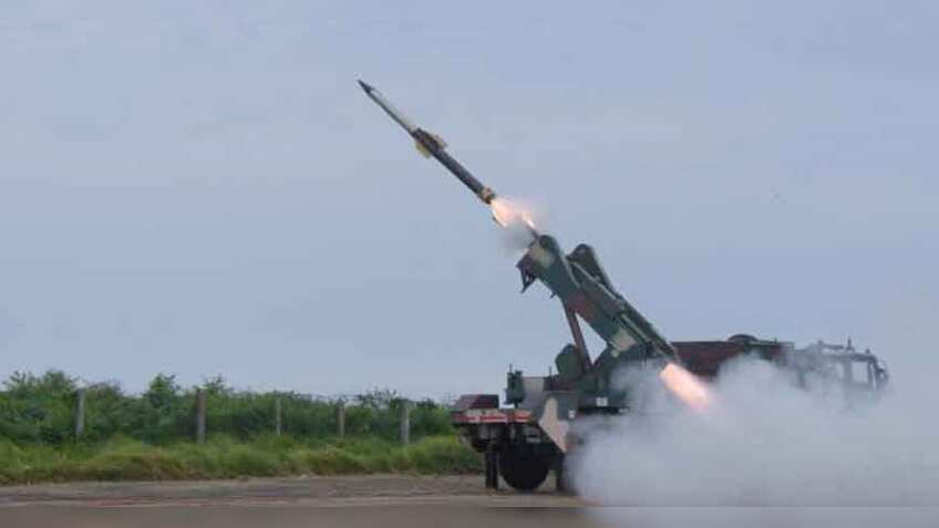 बच नहीं पाएंगे दुश्मन के लड़ाकू जहाज और टैंक, DRDO ने टेस्ट की ये मिसाइल 