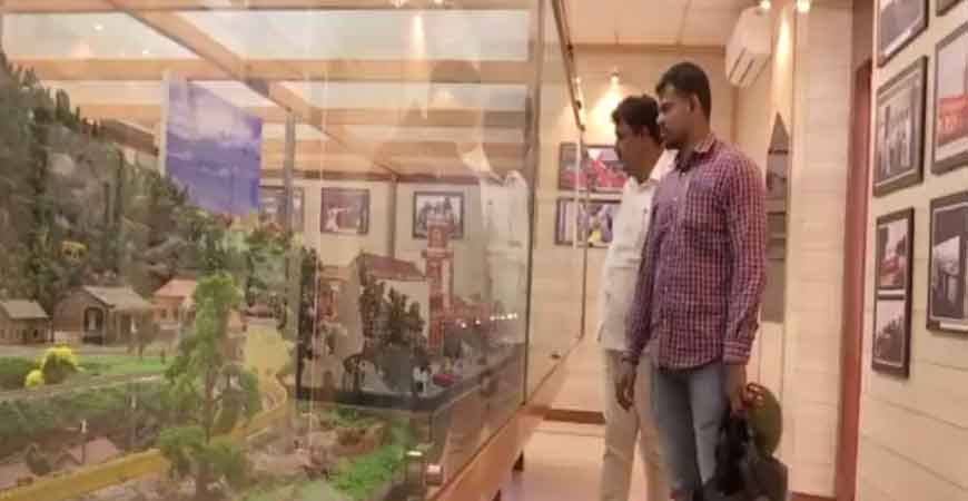 रेलवे स्टेशनों को सुंदर बनाने के लिए रेलवे कर रहा है ये काम, कई स्टेशनों का रंगरूप बदला