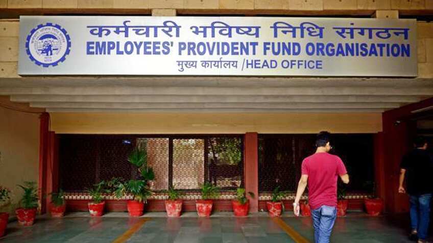 खुद भी बंद हो जाता है PF खाता, फंसा रह जाता है आपका पैसा... जानिए क्यों?